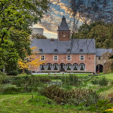 Chateau De Bonne Esperance Юи Екстериор снимка